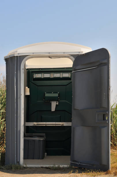Porta potty rental for outdoor events in Holton, KS